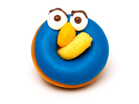 Dona decorada de elmo